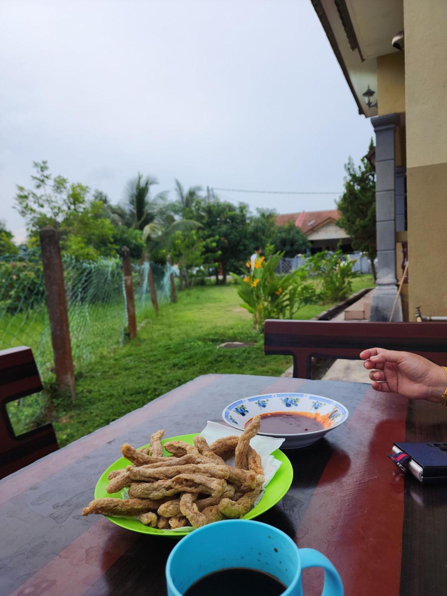 Mumnkidzzz Homestay At Kerteh Kampong Pengkalan Pangan Екстер'єр фото